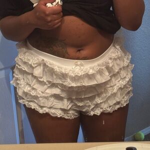 Rave White Lace Ruffle Shorts